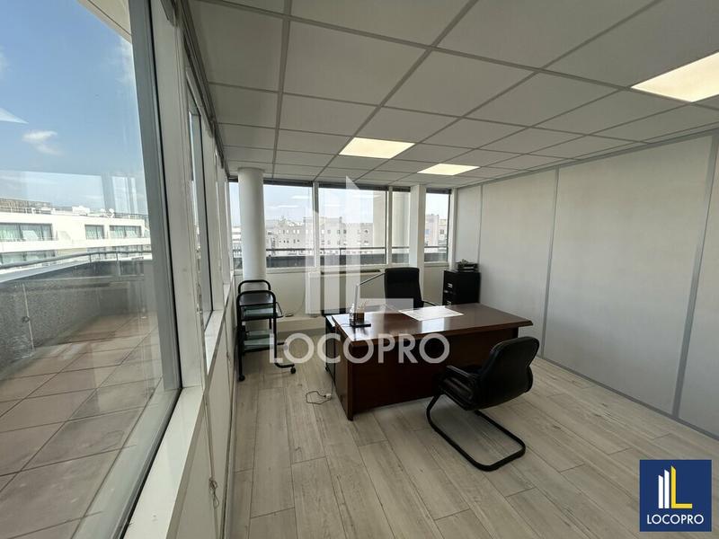 Bureau - 480 m²