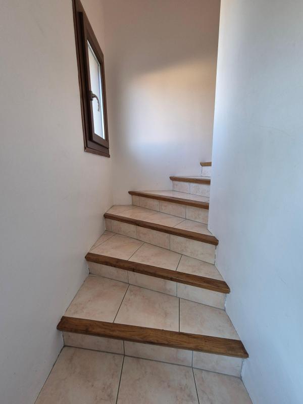 Maison - 205 m² - 8 pièces