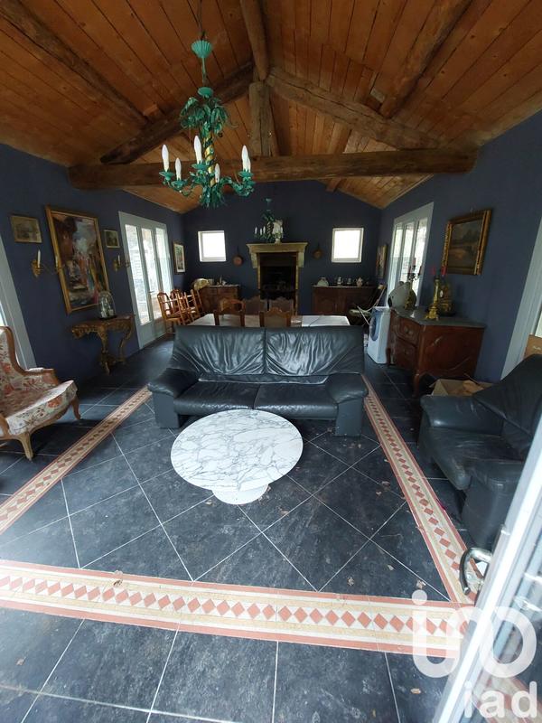 Maison de campagne - 370 m² - 10 pièces