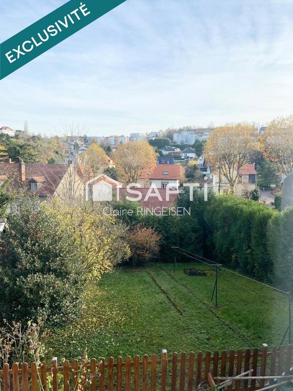 Maison - 200 m² - 8 pièces