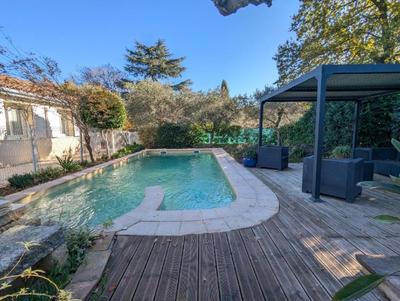 Maison - 135 m² - 6 pièces