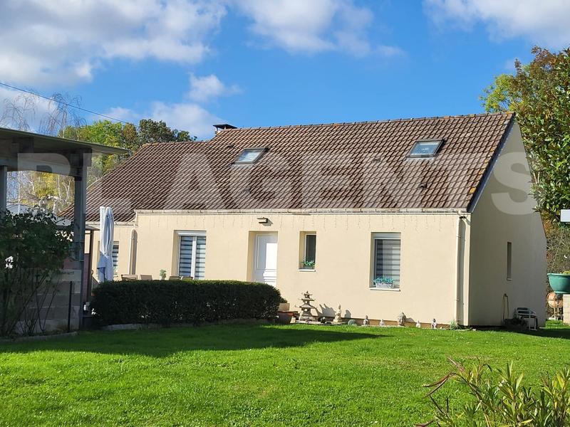 Maison traditionnelle - 130 m² - 7 pièces