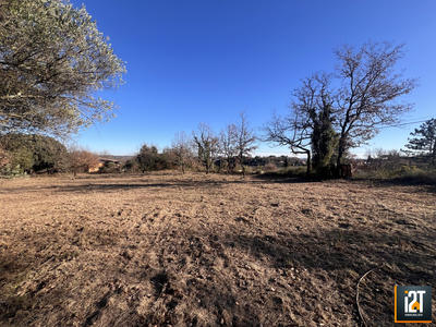 Terrain - 1 050 m²