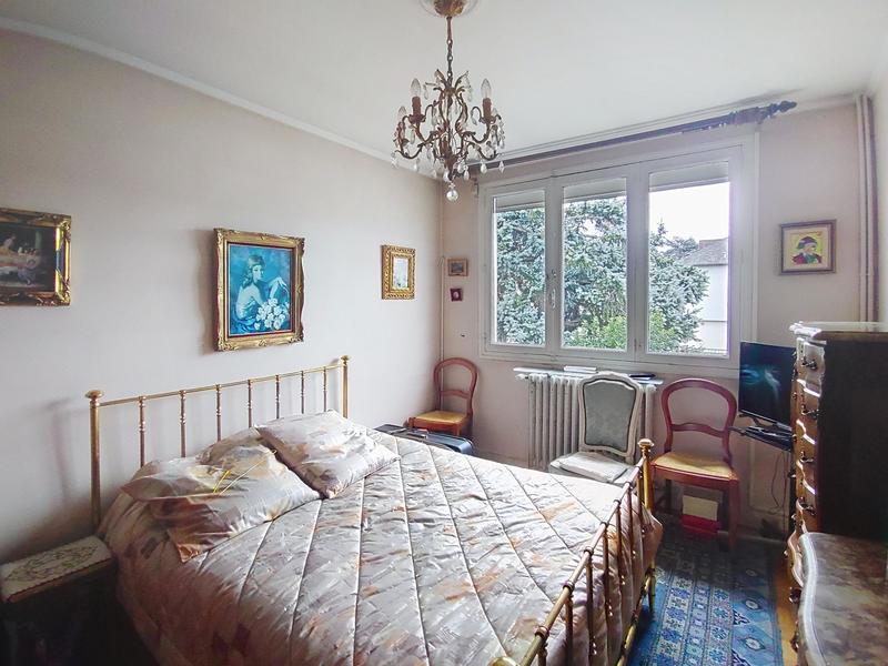 Maison traditionnelle - 150 m² - 7 pièces