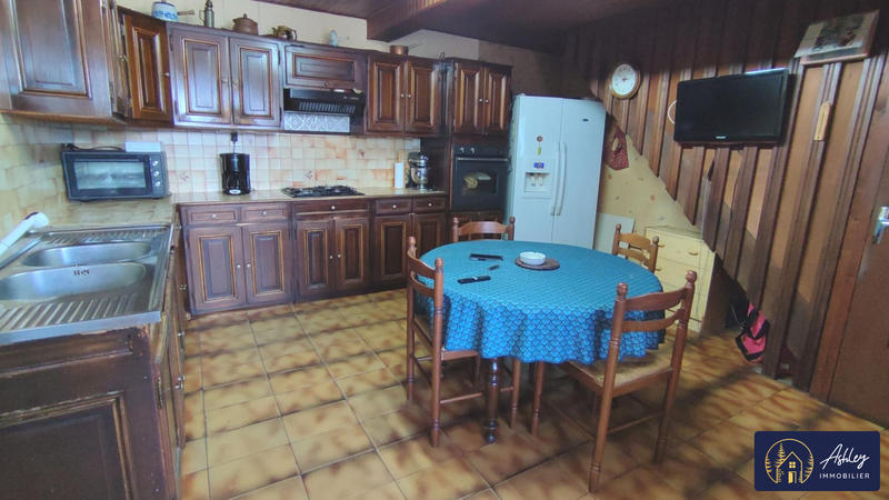 Maison - 105 m² - 7 pièces