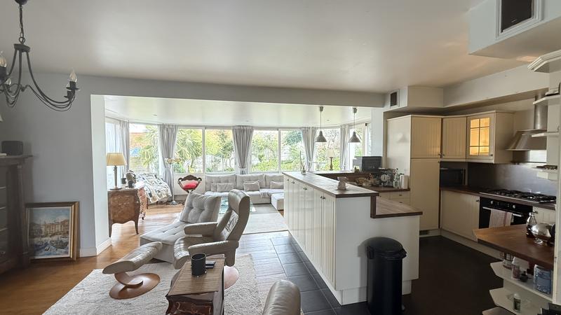 Maison - 127 m² - 5 pièces