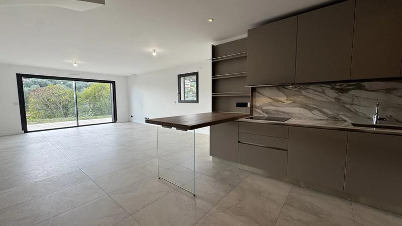 Villa - 140 m² - 6 pièces