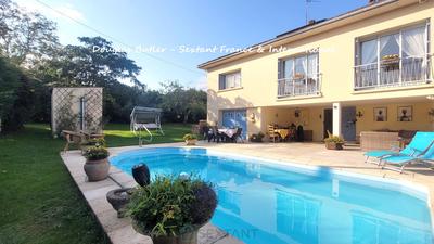 Maison - 135 m² - 6 pièces