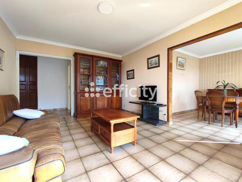 Appartement - 75 m² - 4 pièces