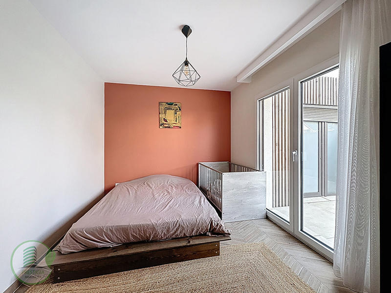 Maison - 187 m² - 7 pièces