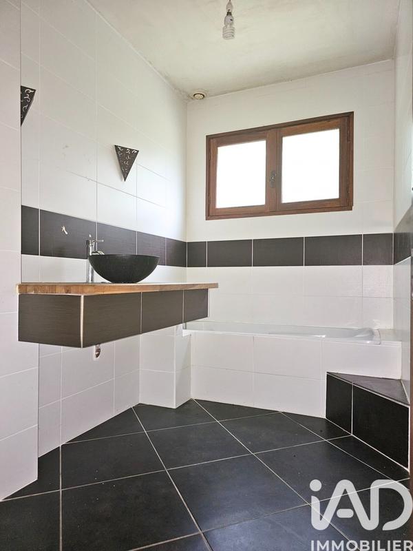 Maison - 173 m² - 7 pièces