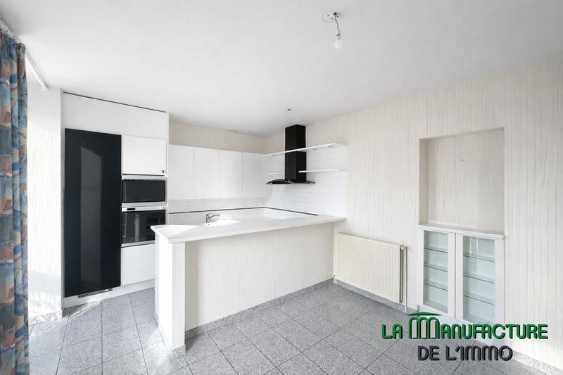 Appartement - 150 m² - 6 pièces