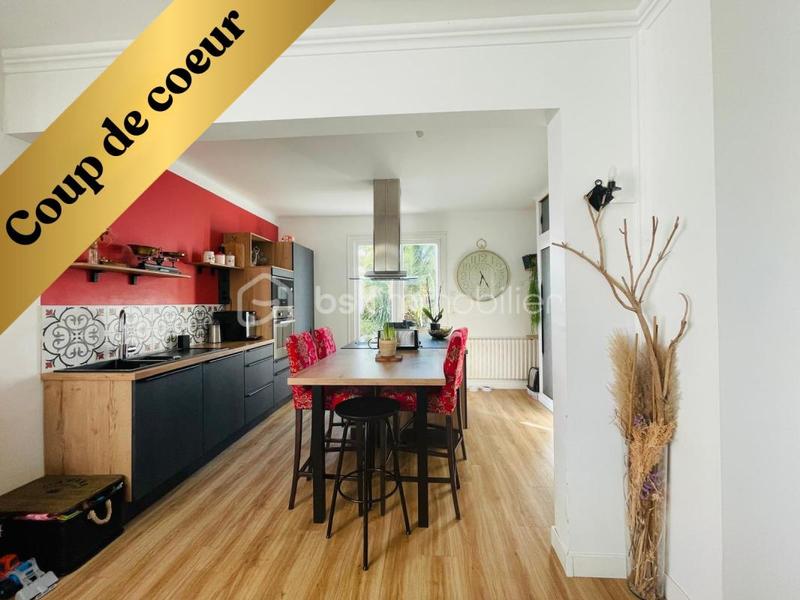 Maison - 132 m² - 6 pièces