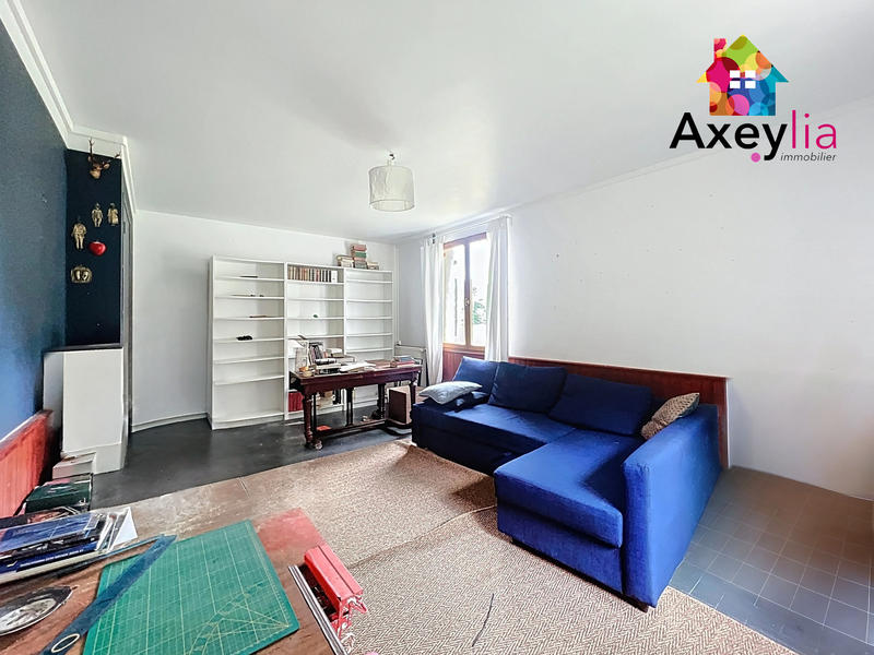 Maison - 97 m² - 5 pièces