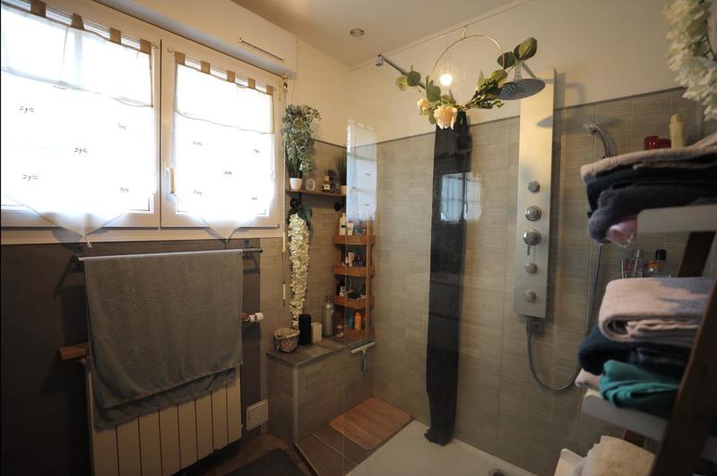 Maison - 107 m² - 6 pièces