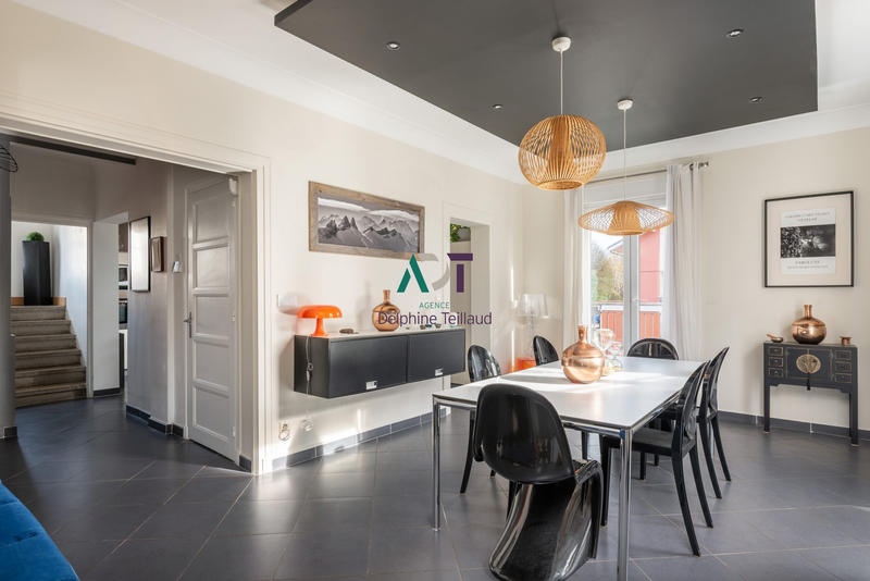 Maison - 150 m² - 6 pièces