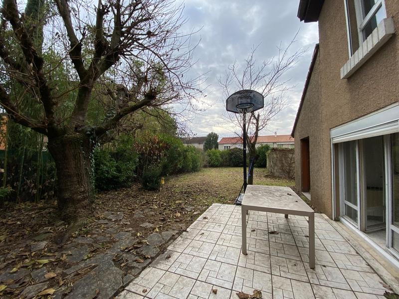 Maison traditionnelle - 108 m² - 5 pièces