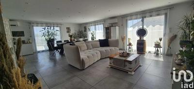 Maison - 238 m² - 8 pièces