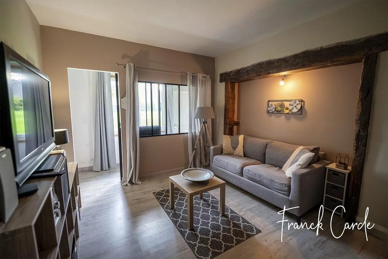 Maison - 268 m² - 11 pièces