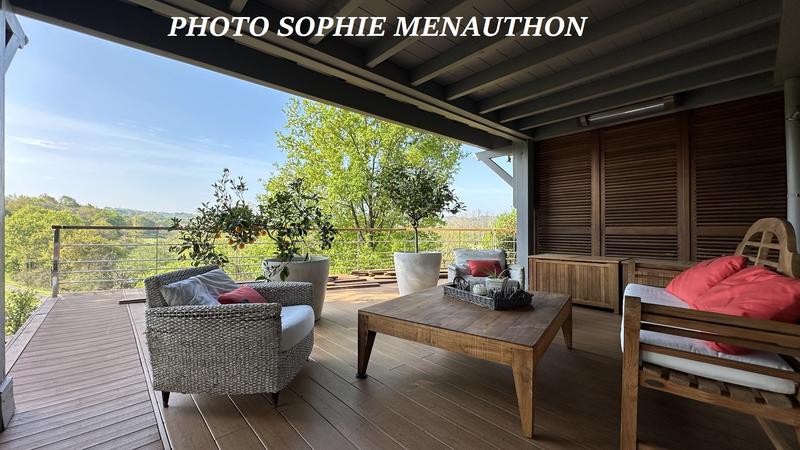 Maison d'architecte - 240 m² - 6 pièces