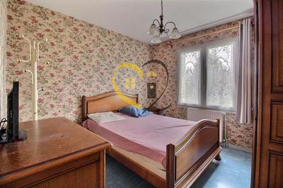 Maison - 89 m² - 5 pièces