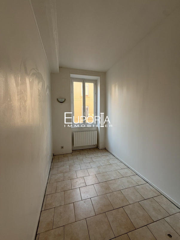 Appartement - 42 m² - 3 pièces