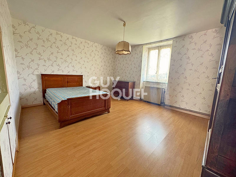 Maison - 263 m² - 6 pièces