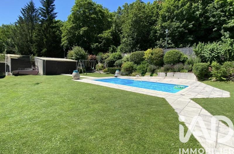 Maison - 290 m² - 7 pièces