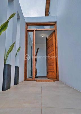 Villa - 160 m² - 4 pièces