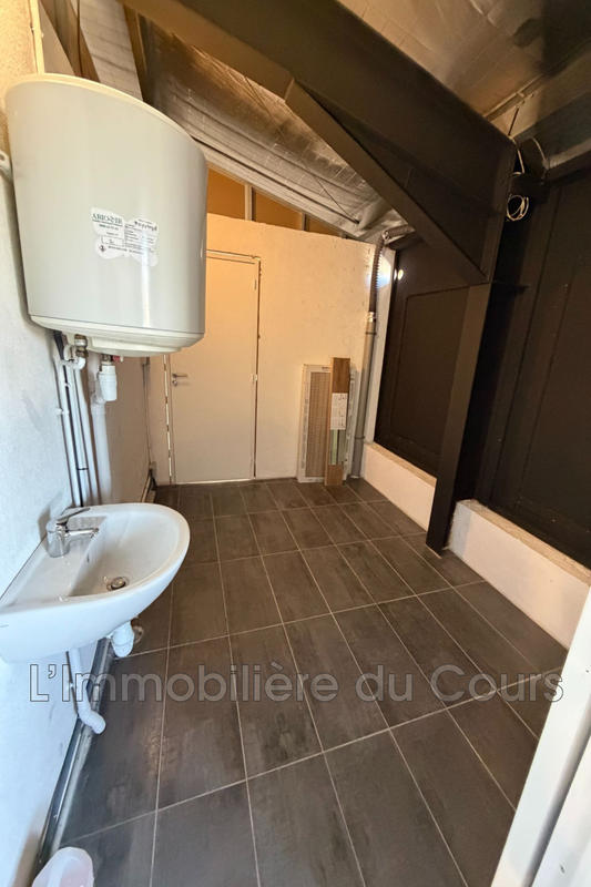 Local commercial - 200 m²