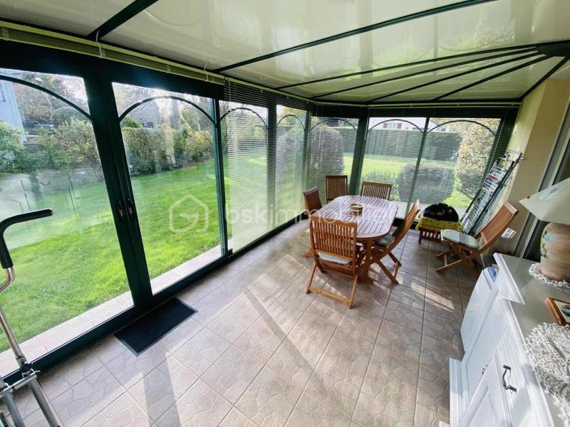 Maison traditionnelle - 140 m² - 7 pièces