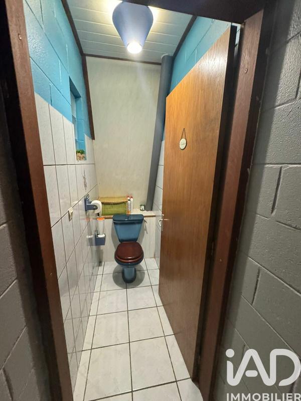 Maison - 251 m² - 7 pièces