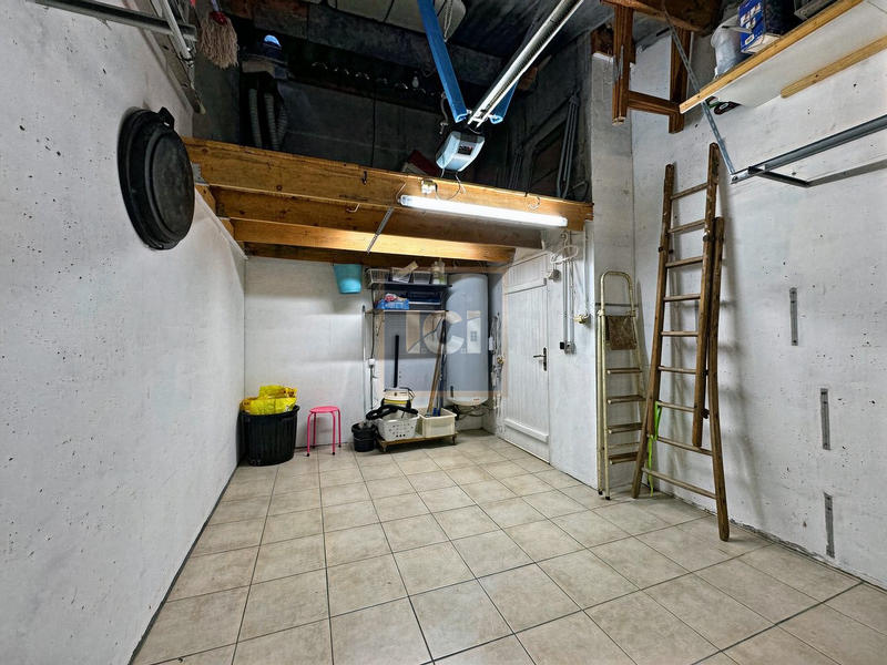 Maison - 93 m² - 4 pièces