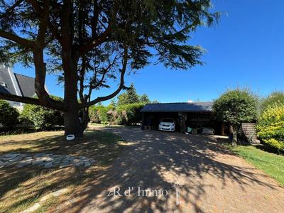 Propriété - 230 m² - 10 pièces