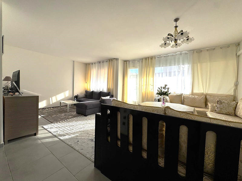 Appartement - 70 m² - 4 pièces