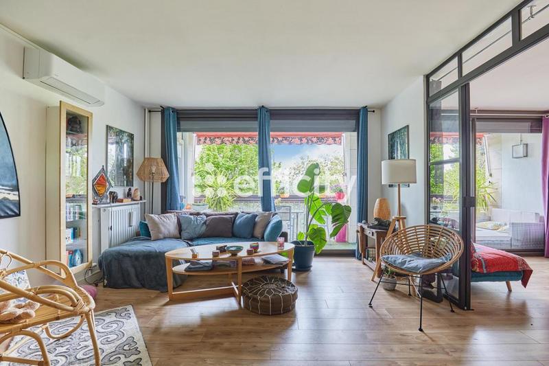 Appartement - 94 m² - 4 pièces