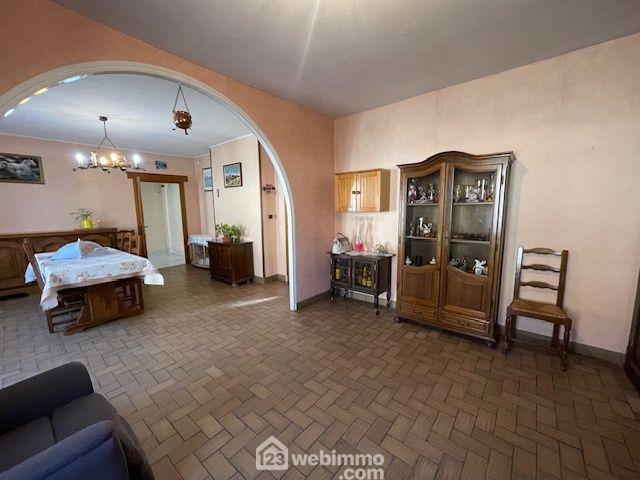 Maison de village - 92 m² - 5 pièces