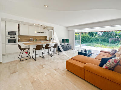 Appartement - 86 m² - 3 pièces