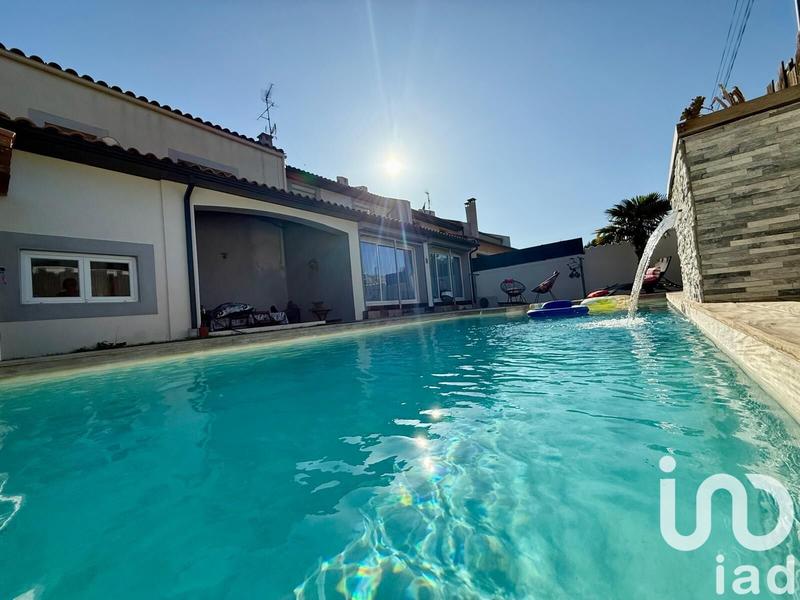 Maison - 240 m² - 9 pièces