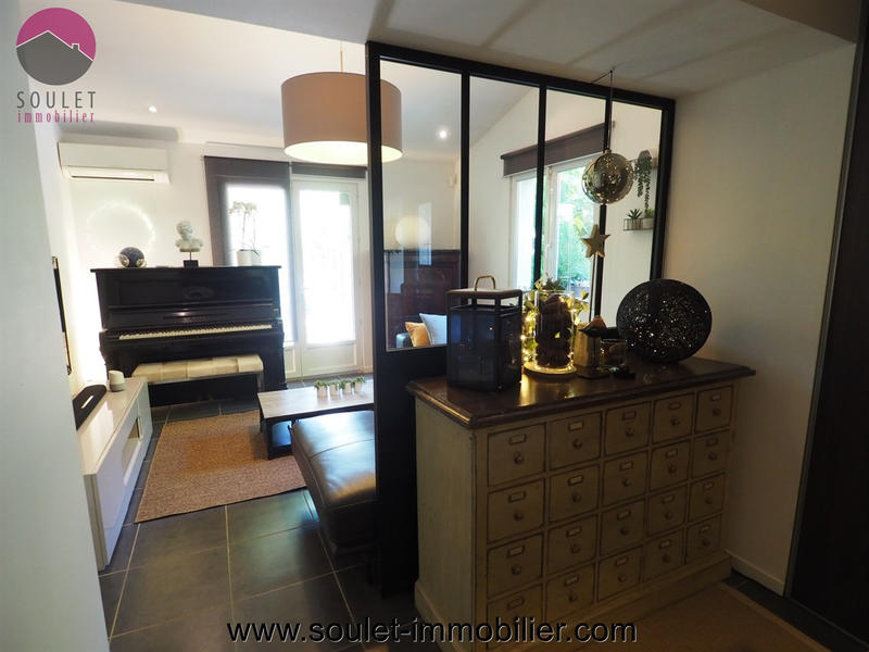 Propriété - 400 m² - 14 pièces