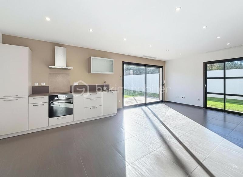 Maison - 75 m² - 4 pièces