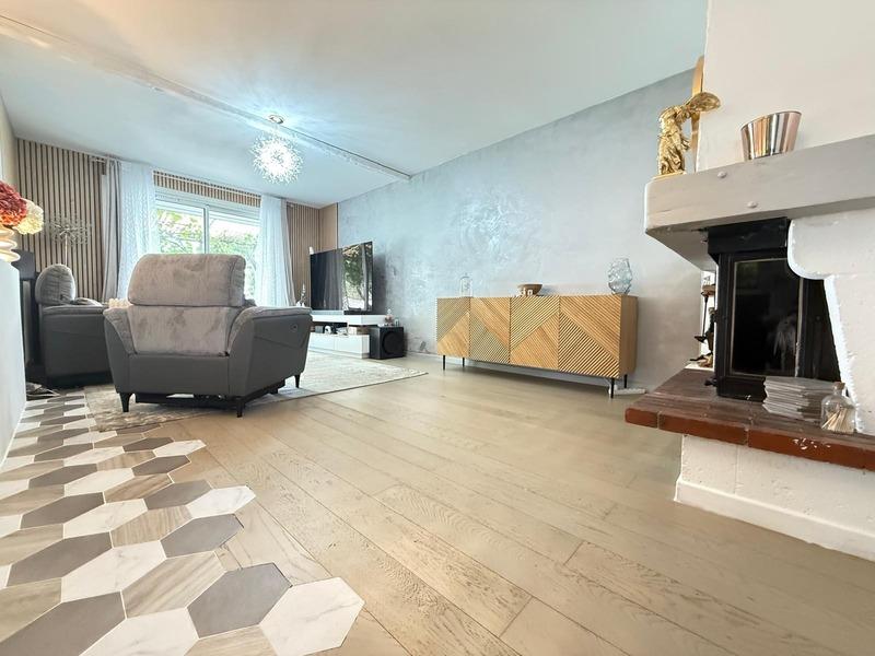 Maison - 110 m² - 5 pièces