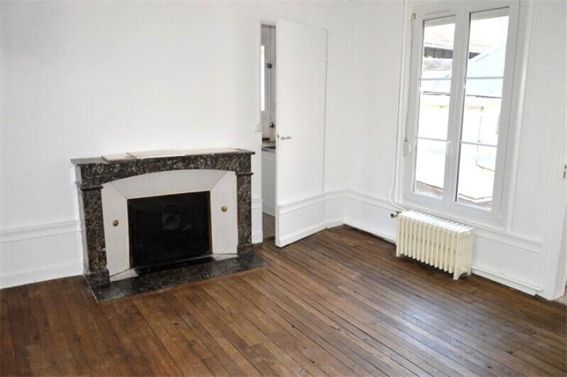 Appartement - 93 m² - 4 pièces