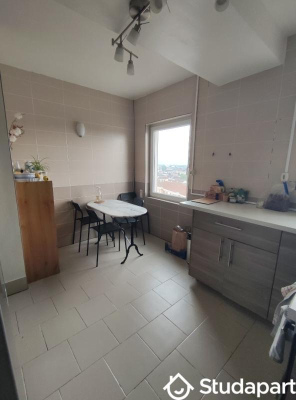 Chambre - 9 m² - 1 pièce