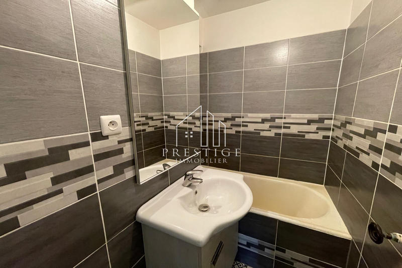 Appartement - 49 m² - 3 pièces