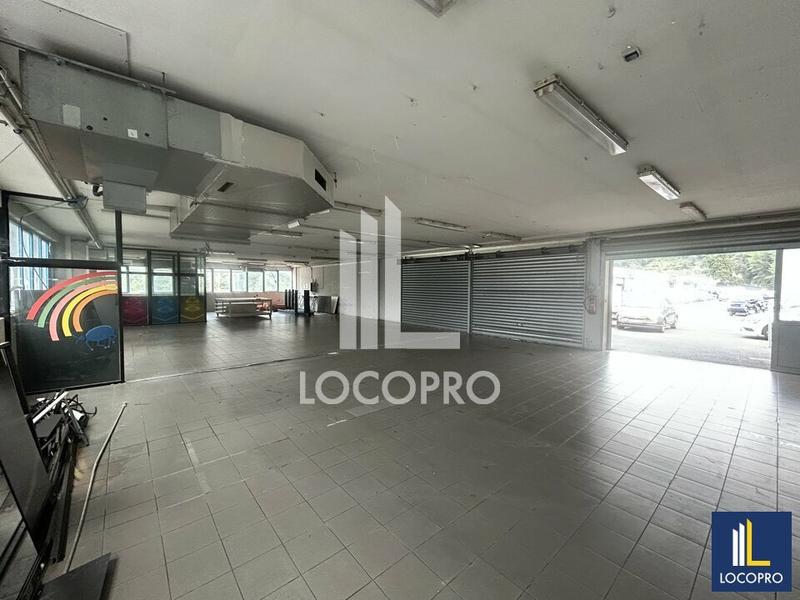 Local d'activité / Entrepôt - 312 m²