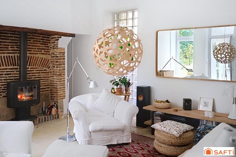 Maison - 180 m² - 8 pièces