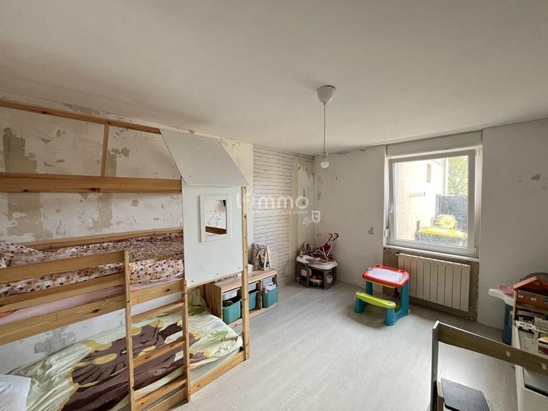 Maison - 189 m² - 8 pièces