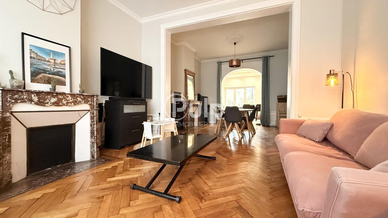 Maison de ville - 150 m² - 6 pièces