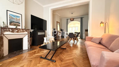 Maison de ville - 150 m² - 6 pièces